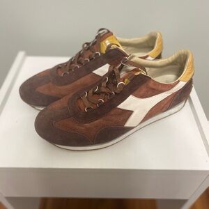 Diadora red and White Men's Sneakers